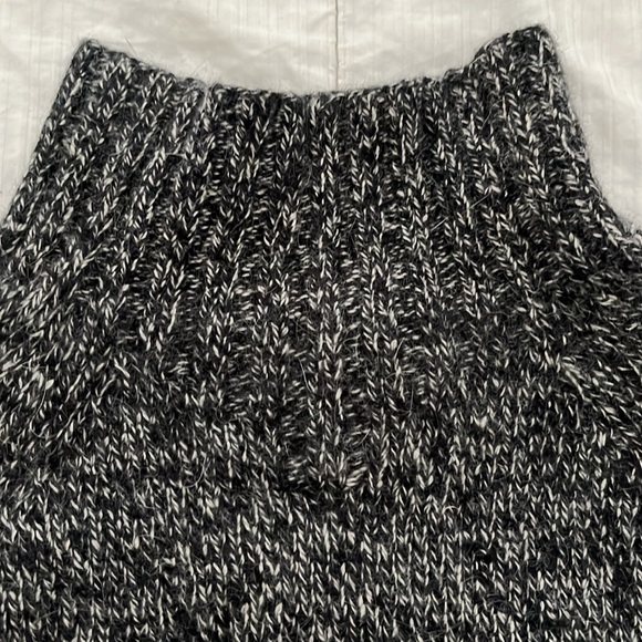 Old Navy Sweater, Medium - Picture 2 of 4